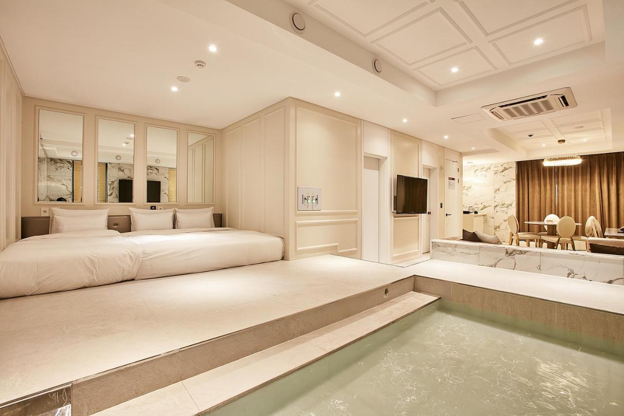Hotel Wanted Incheon Esterno foto