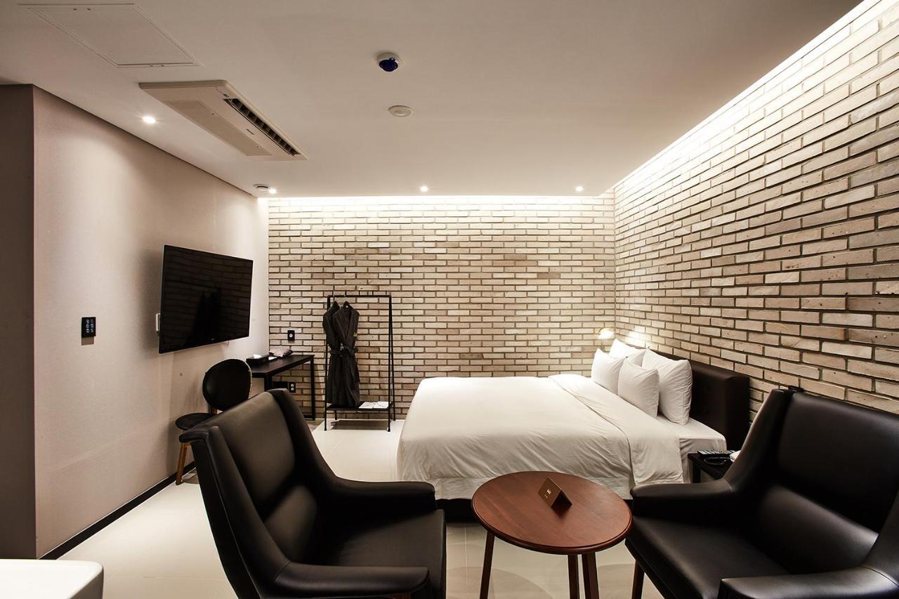 Hotel Wanted Incheon Esterno foto