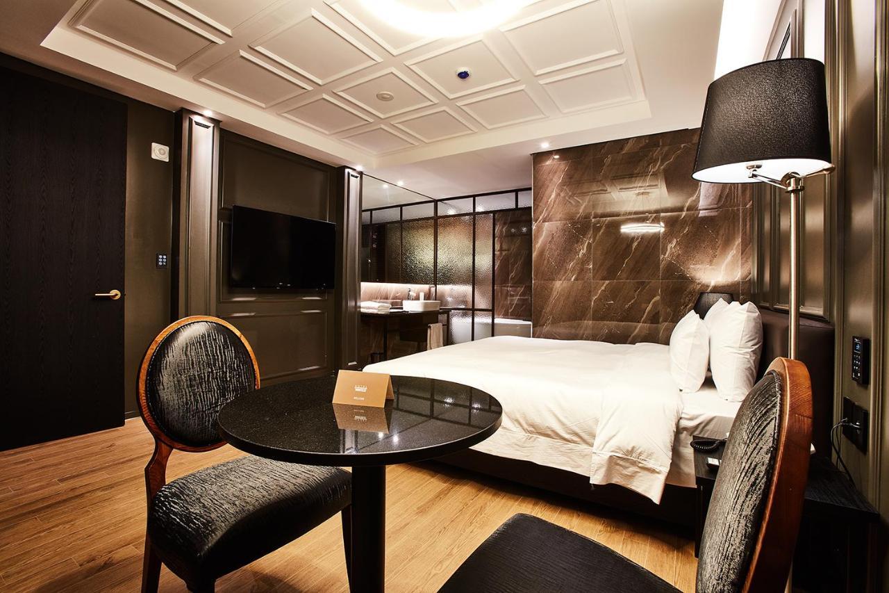 Hotel Wanted Incheon Esterno foto